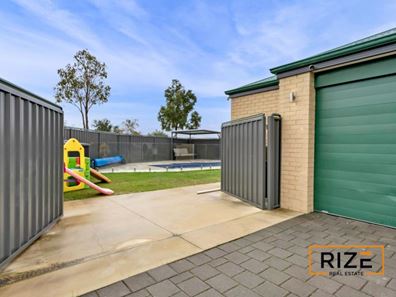 24 Lyndley Road, Banksia Grove WA 6031