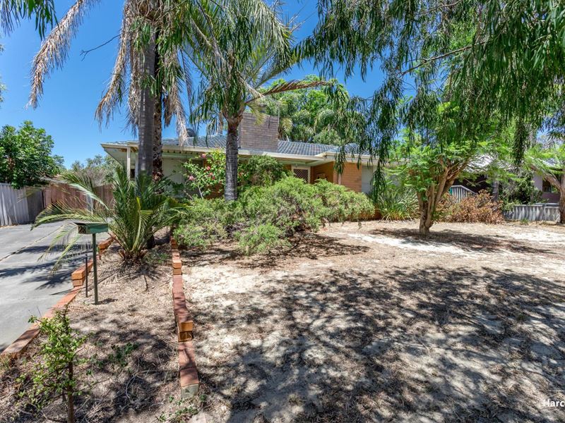 28 Third Avenue, Kelmscott WA 6111