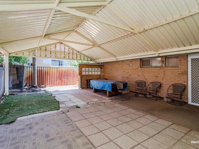 28 Third Avenue, Kelmscott WA 6111