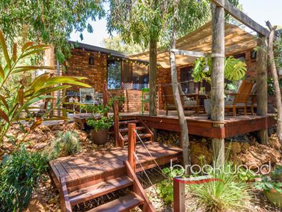 4 Cecil Street, Glen Forrest WA 6071