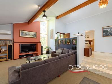 4 Cecil Street, Glen Forrest WA 6071