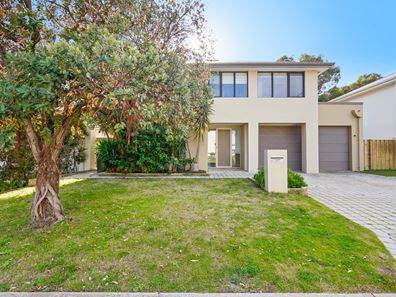 27 Tylney Loop, Meadow Springs WA 6210