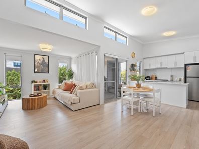 2/198 Kent Street, Rockingham WA 6168