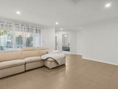 3 Chelan Way, Secret Harbour WA 6173