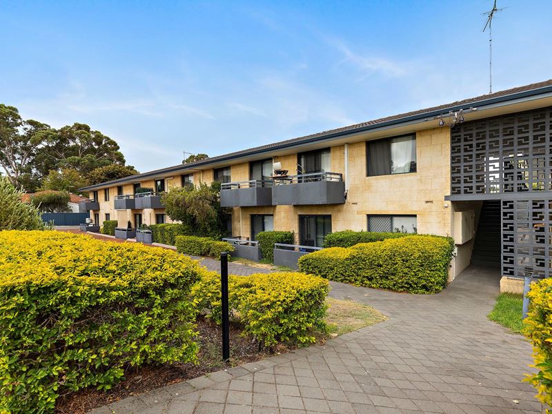 9/30 Lorraine Place, Hamilton Hill WA 6163