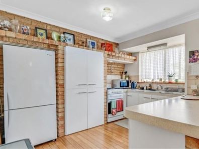2 Marriot Place, Australind WA 6233