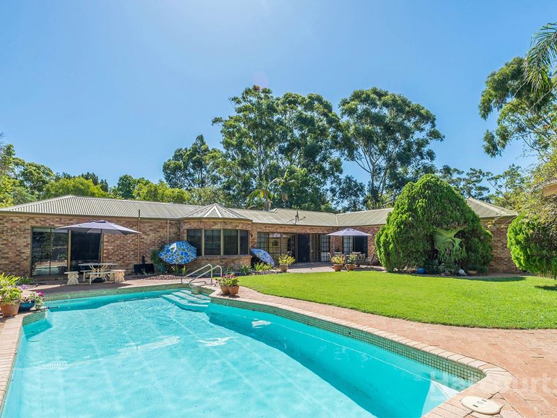34 Casuarina Way, Wanneroo WA 6065