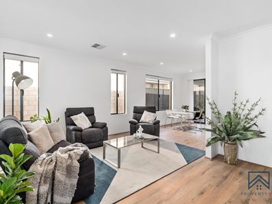 8 Hornsea Road, Aveley WA 6069