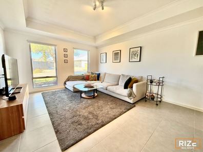 19 Jam Way, Banksia Grove WA 6031