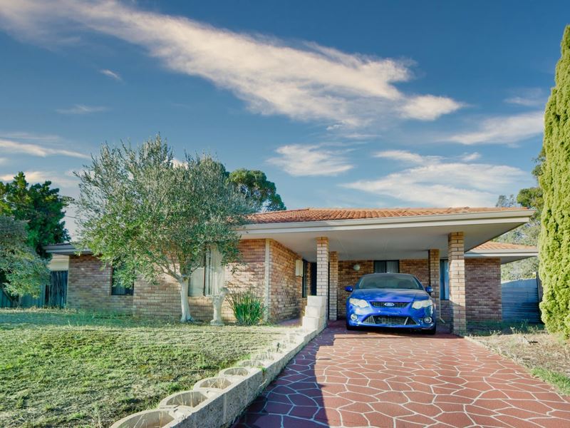 54 Haselmere Circus, Rockingham