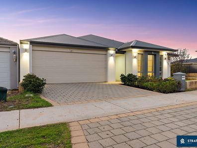 21 Rossiter Avenue, Piara Waters WA 6112