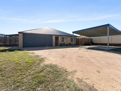 15 Cowan Road, York WA 6302