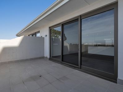 10/17 Leonard Street, Victoria Park WA 6100