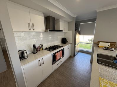 24 Currawong Way, Australind WA 6233