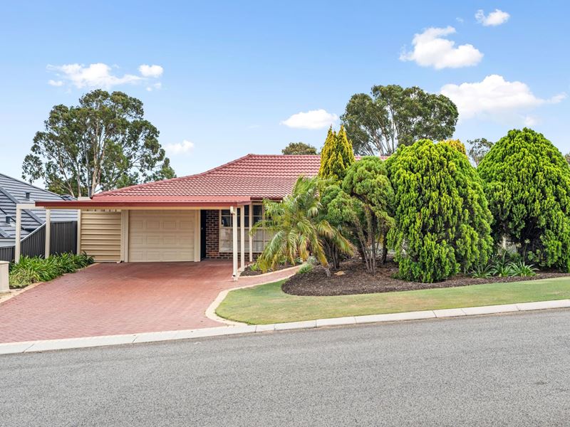 23 Finney Crescent, Marmion