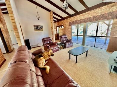 2 Dayana Drive, Woorree WA 6530