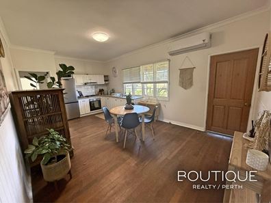4 Maley Way, Beachlands WA 6530