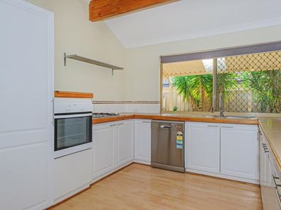 38 Bradley Way, Lockridge WA 6054