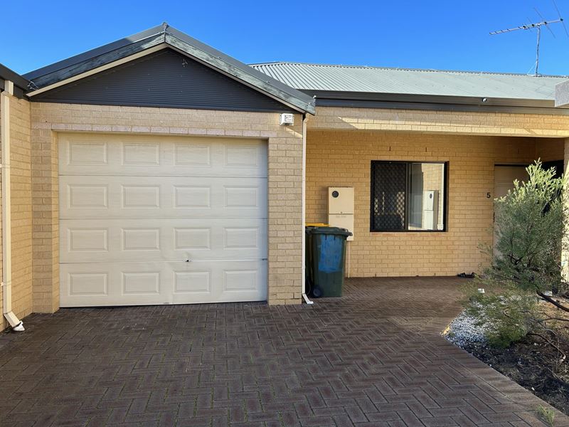 5/179 Sevenoaks Street, Cannington WA 6107