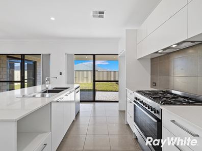 14 Westdale Drive, Dawesville WA 6211