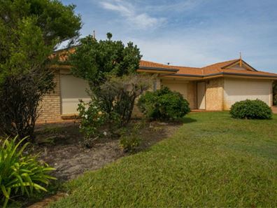 8 Ballan Court, Morley WA 6062