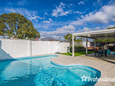 15 Hampstead Court, Kingsley WA 6026