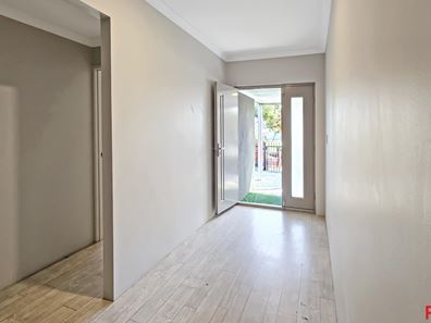 9 Dray Lane, Whitby WA 6123