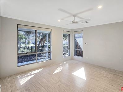 9 Dray Lane, Whitby WA 6123