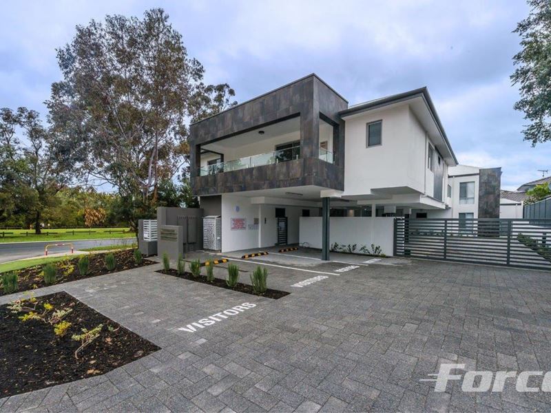 3/1 Strathyre Drive, Duncraig
