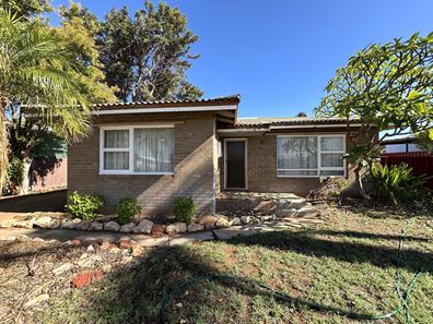 10 Orr Street, South Carnarvon WA 6701