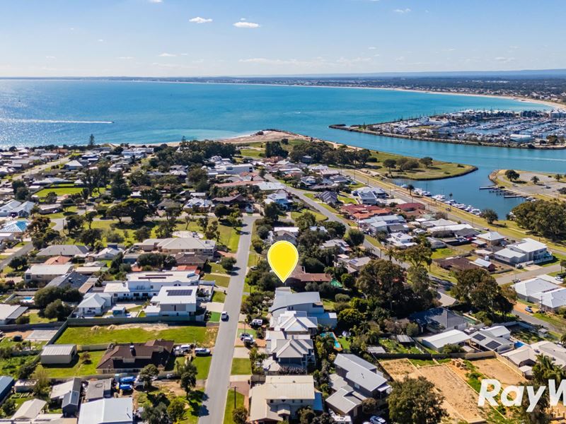 5 Wicklow Road, Halls Head WA 6210