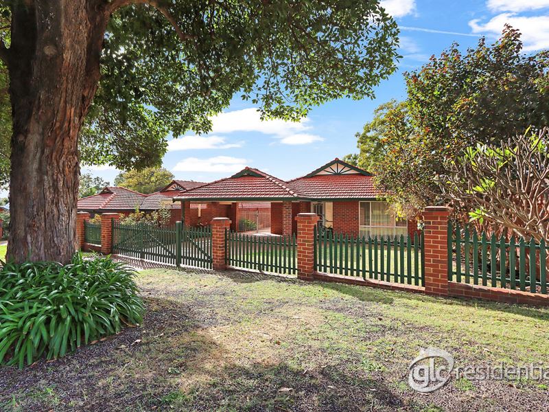 5 Redcourt Road, Attadale