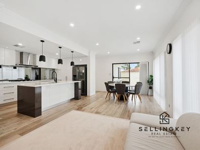 1A Ochiltree Way, Kardinya WA 6163