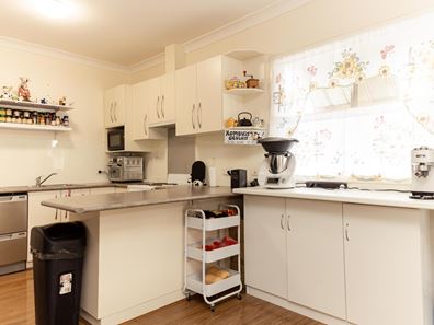 5 Bower Street, Merredin WA 6415