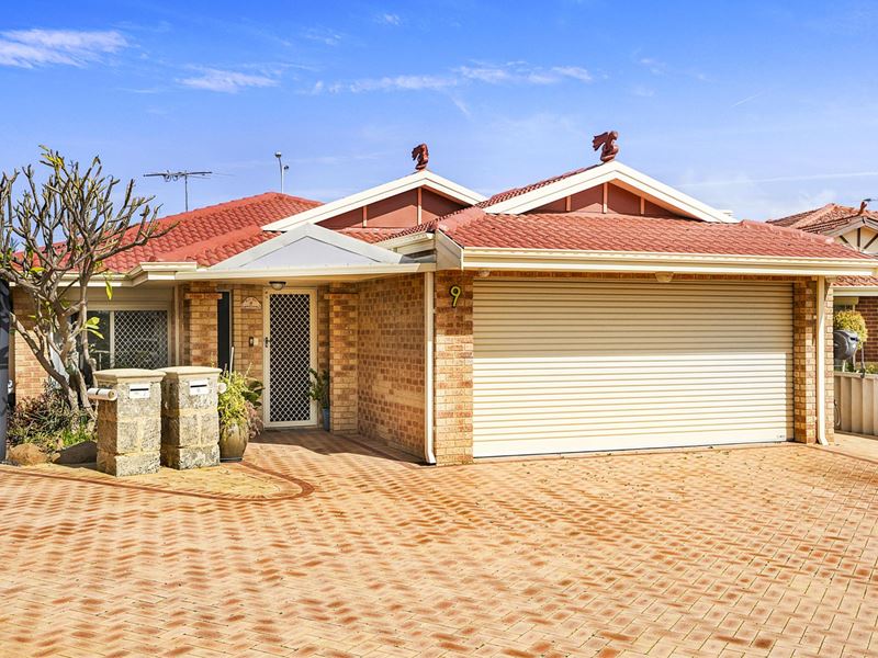 9 Vitex Court, Woodvale WA 6026