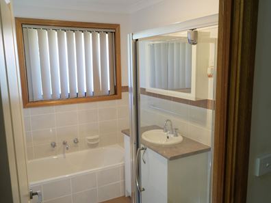 4 Beston Street, South Kalgoorlie WA 6430