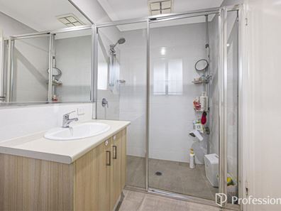 1 Graceful Street, Byford WA 6122