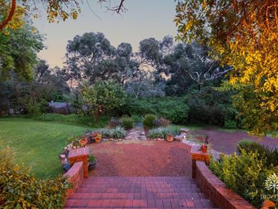 30 Glebe Road, Darlington WA 6070