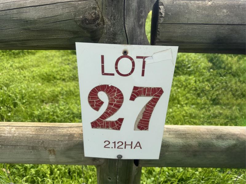 Lot 27,  Charlton Road, Wandering WA 6308