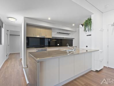 192/2 Signal Terrace, Cockburn Central WA 6164