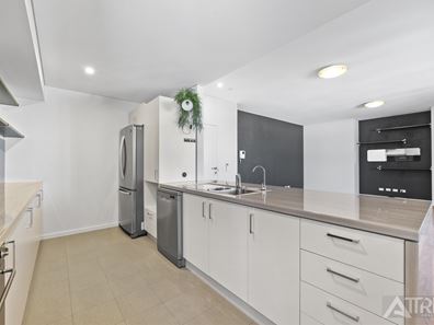 192/2 Signal Terrace, Cockburn Central WA 6164