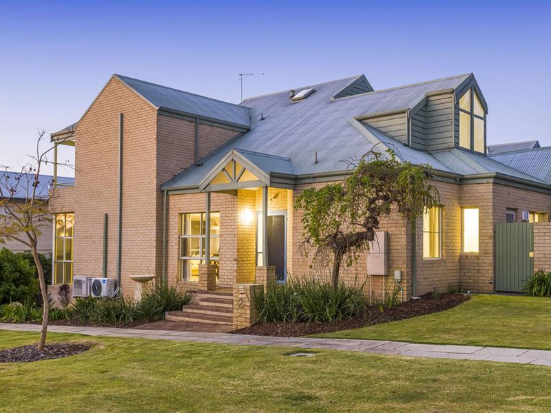2 Jameson Street, South Perth