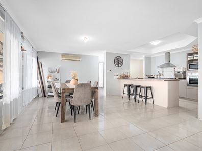 41 Sutcliffe Road, Waggrakine WA 6530