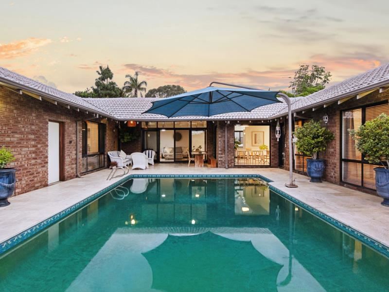 7 Topaz Place, Carine