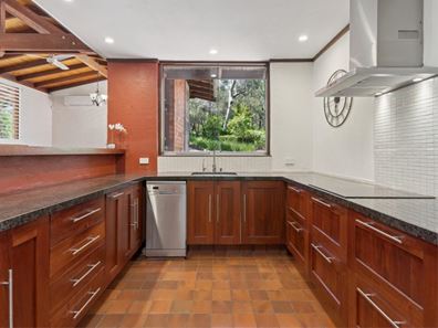 58 Stone Crescent, Darlington WA 6070
