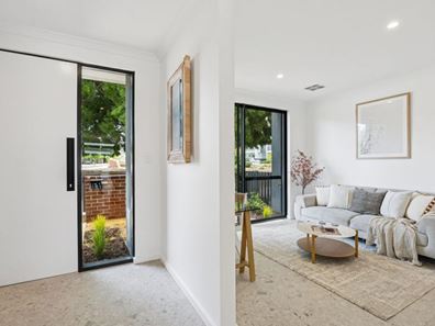 10 Yarm Alley, Glendalough WA 6016