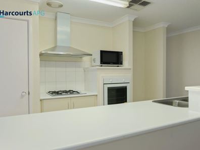 6 Gascoyne Circle, Millbridge WA 6232