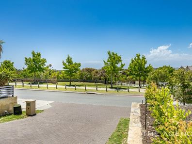18 Observatory Drive, Clarkson WA 6030