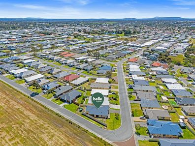 57 Radiata Drive, Mckail WA 6330