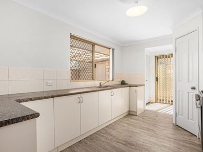 4/308 Streich Avenue, Armadale WA 6112